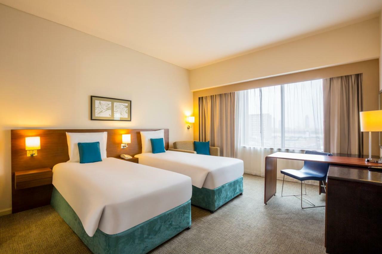 Novotel Deira Creekside Dubaj Zewnętrze zdjęcie